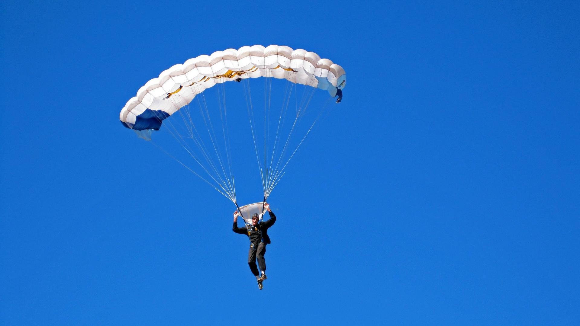 马里对阵埃及，当德布劳内在关键时刻站出来
